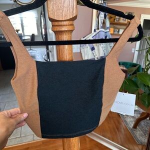 Beyond Yoga Black and Tan Crop Top bra